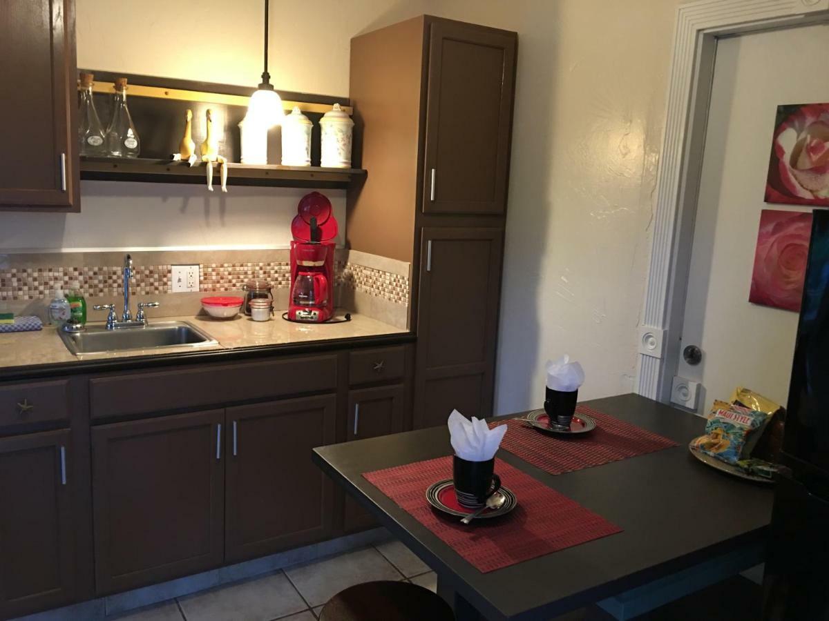Mediteranean style Ohana Rental / Garden Bungalow in Pahoa Honolulu Landing Bagian luar foto