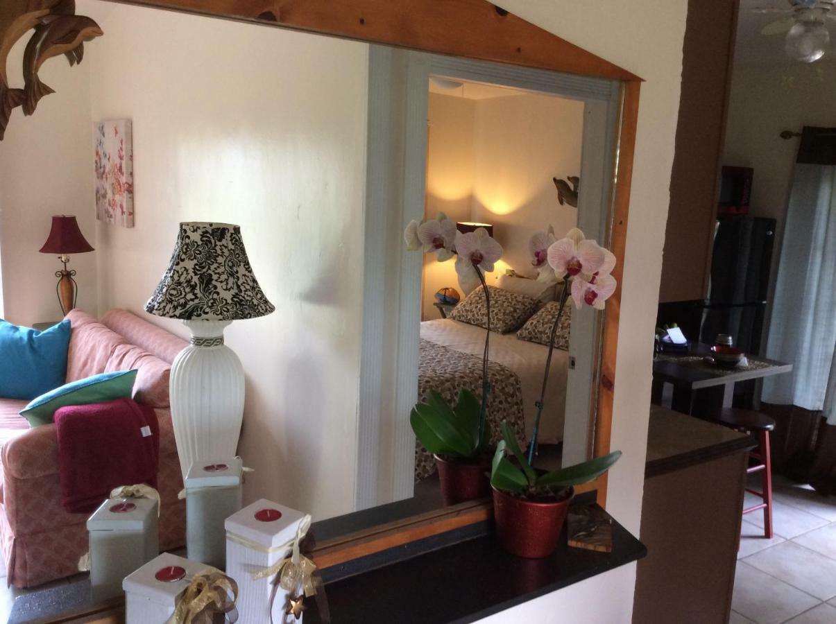 Mediteranean style Ohana Rental / Garden Bungalow in Pahoa Honolulu Landing Bagian luar foto